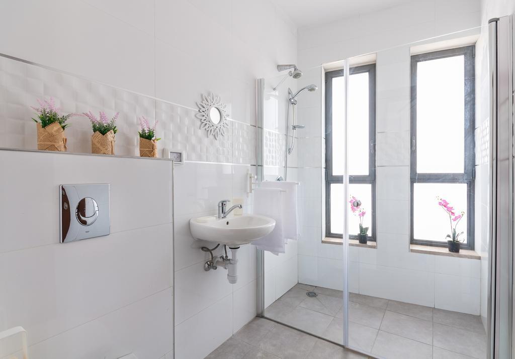 Sweet Inn Apartments - Nisim Bachar Street Иерусалим Номер фото
